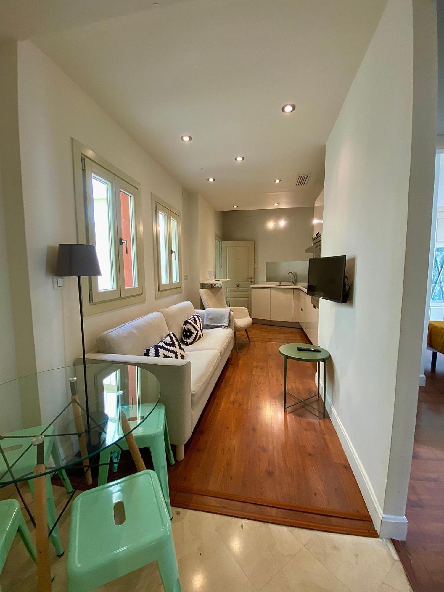 Suite Cathedral Sevilla ภายนอก รูปภาพ